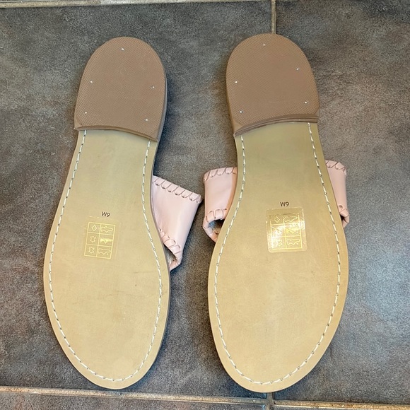 Jack Rogers Blush and embroidered Butterfly slip on sandals - Size 6 - Picture 3 of 12